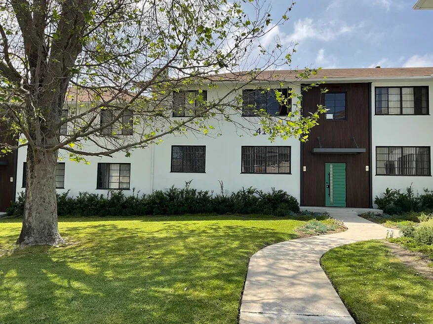 Acclaim at Baldwin Village