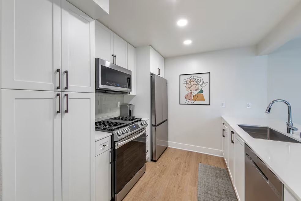 Avalon Woodland Hills
