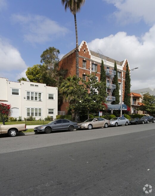 Westmore Manor